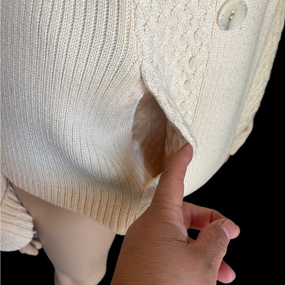 St. John Sport ivory sweater size S - Picture 13 of 16